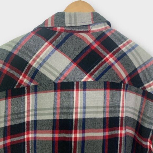 Dickies Plaid Quilted Shirt Jacket - Picture 6 of 7